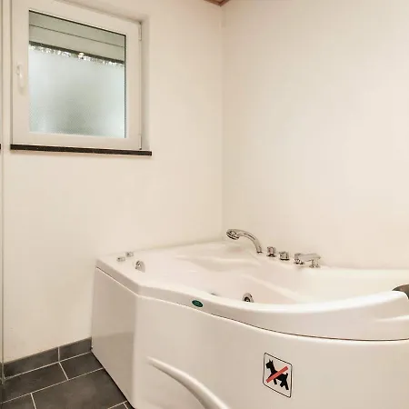 Spacious Holiday Home At Bogense Funen With Indoor Whirlpool * Bogense