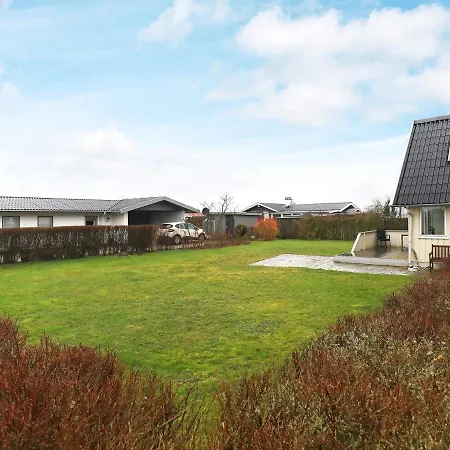 Spacious Holiday Home At Bogense Funen With Indoor Whirlpool Casa vacanze Bogense